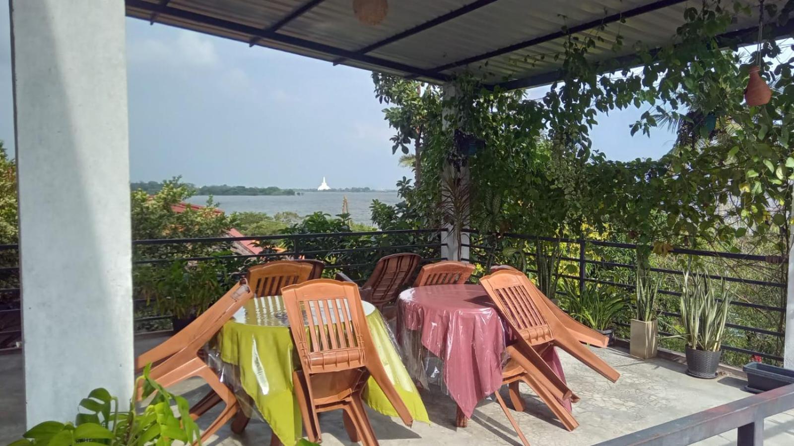Lake Edge Resort อนุราธปุระ ภายนอก รูปภาพ